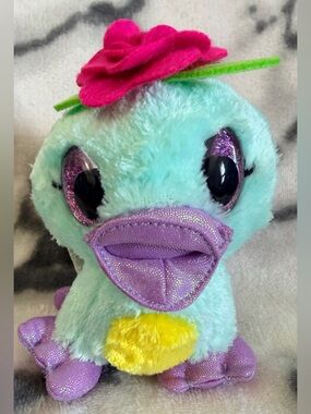 Hatchimals (2018) HatchiBuddies 6” Plush Toy by Spin Master